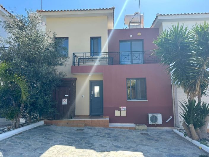Image No.1-3 Bed Townhouse for sale