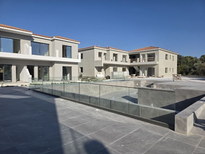 Image No.3-2 Bed Apartment for sale