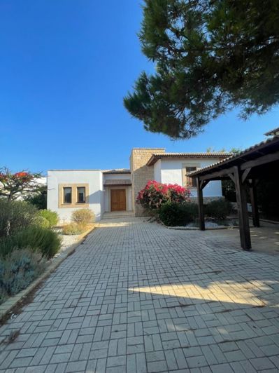 Image No.9-3 Bed Villa for sale