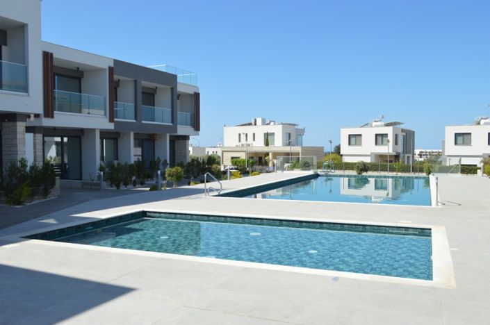 Image No.1-3 Bed Townhouse for sale