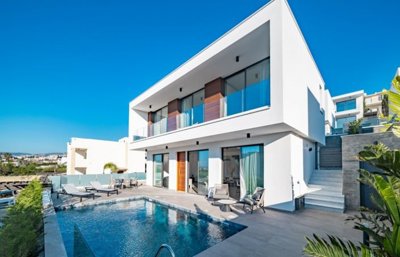 Detached Villa For Sale  in  Chlorakas