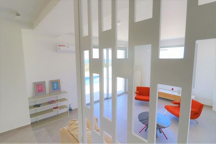 Image No.9-4 Bed Villa for sale