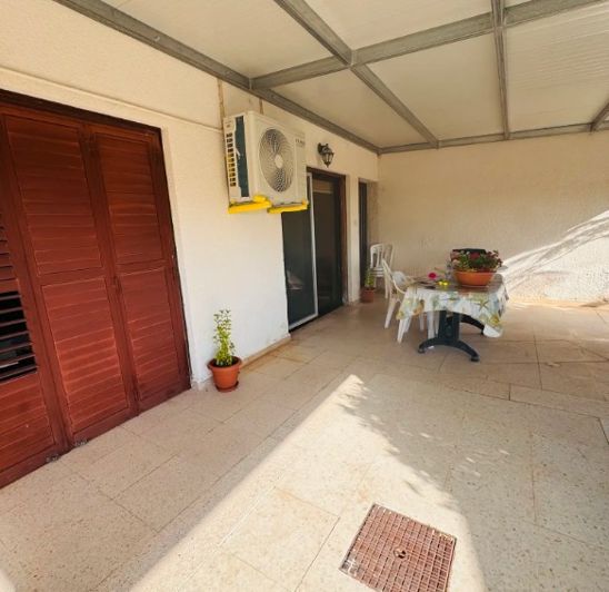 Image No.1-2 Bed Townhouse for sale