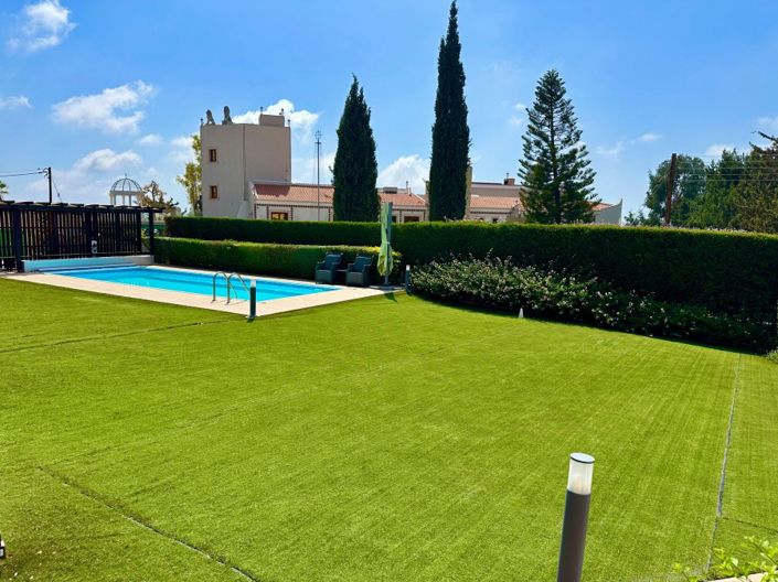 Image No.1-7 Bed Villa for sale