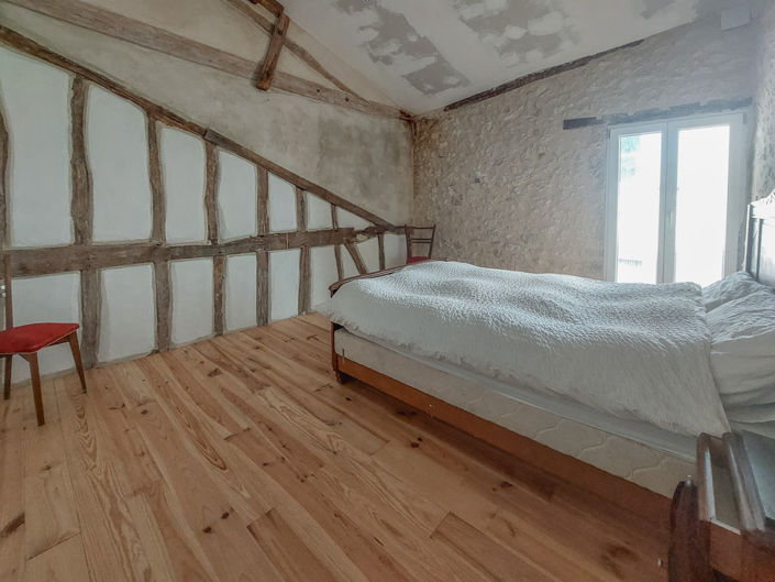 Image No.11-5 Bed House for sale