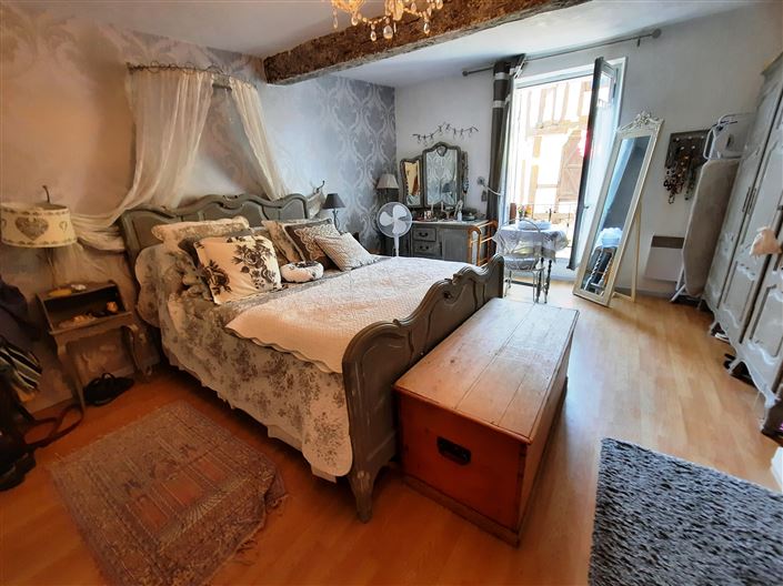 Image No.3-2 Bed House for sale