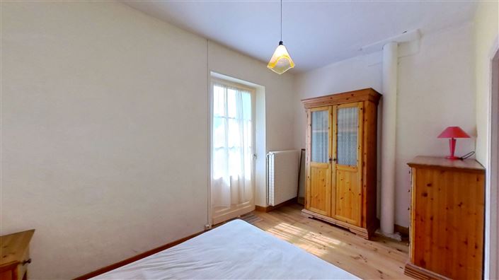 Image No.10-2 Bed House for sale