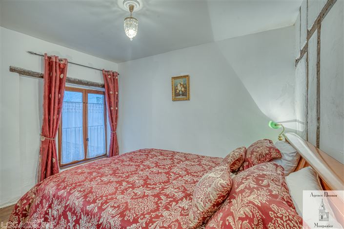 Image No.13-4 Bed House for sale