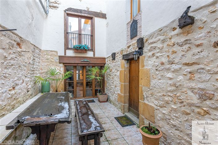 Image No.8-4 Bed House for sale