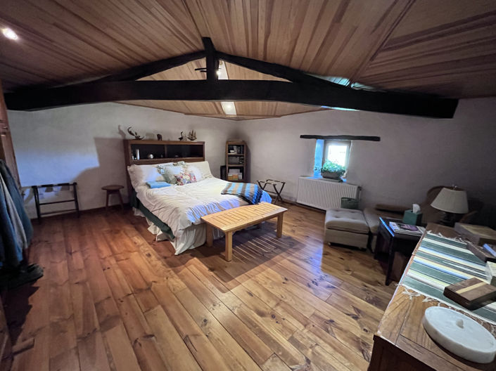 Image No.15-4 Bed House for sale