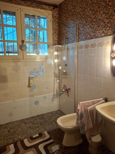 Image No.10-3 Bed House for sale