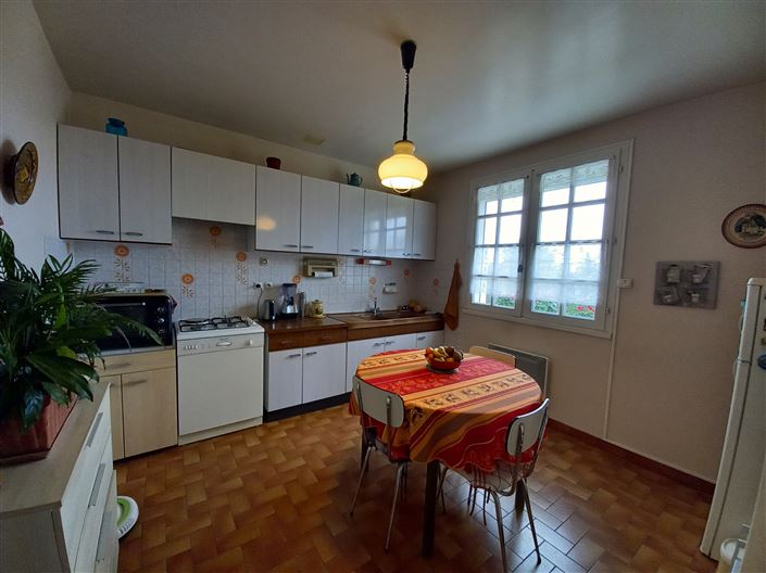 Image No.5-3 Bed House for sale