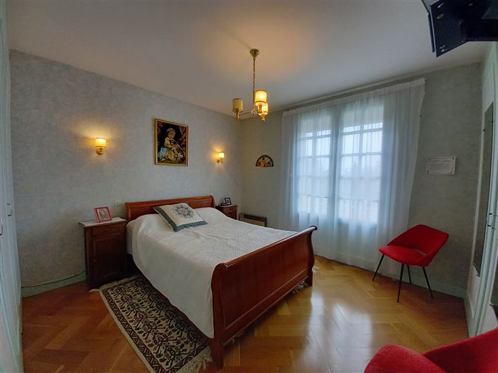 Image No.7-3 Bed House for sale