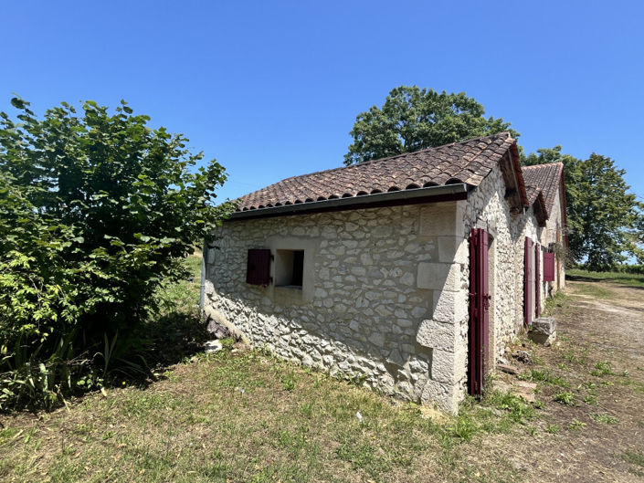 Image No.10-2 Bed House for sale