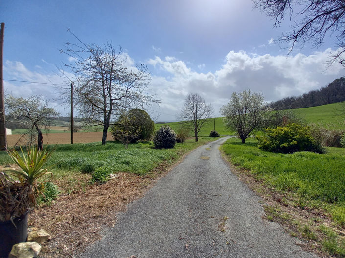 Image No.18-3 Bed House for sale