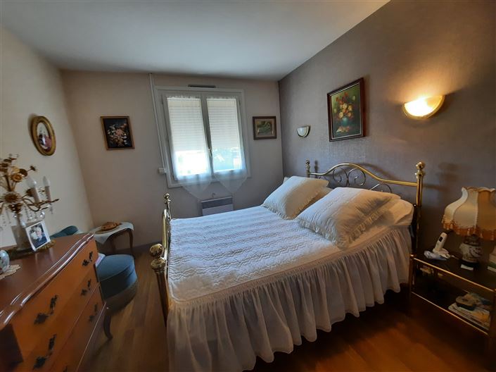 Image No.13-3 Bed House for sale