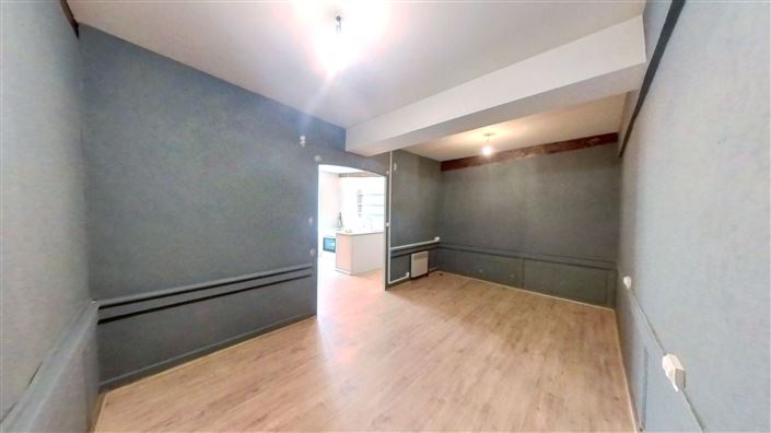 Image No.10-2 Bed House for sale