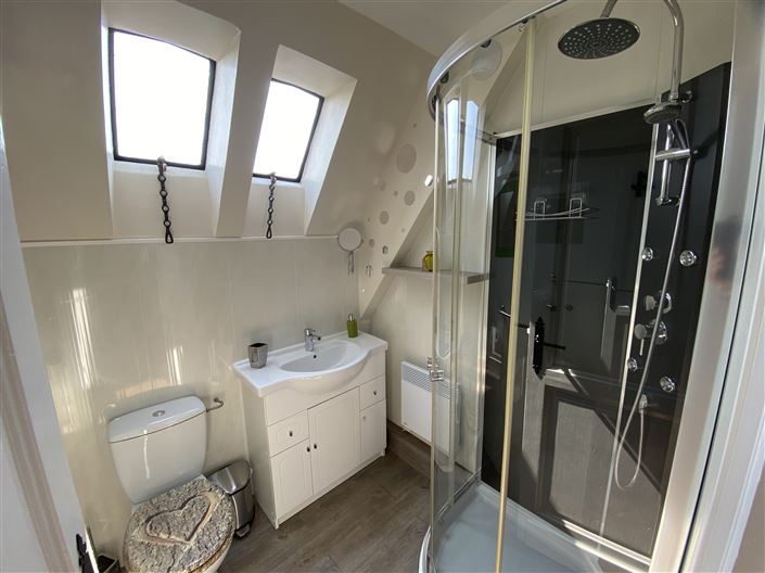 Image No.11-5 Bed House for sale