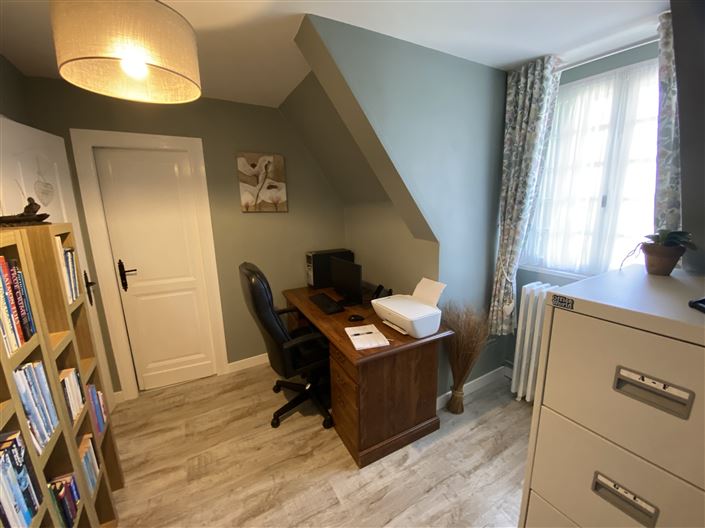 Image No.20-5 Bed House for sale