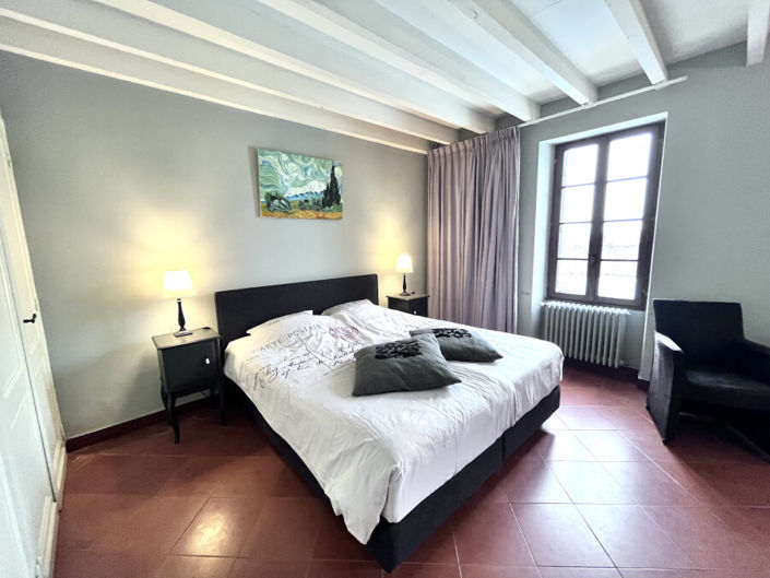 Image No.18-4 Bed House for sale