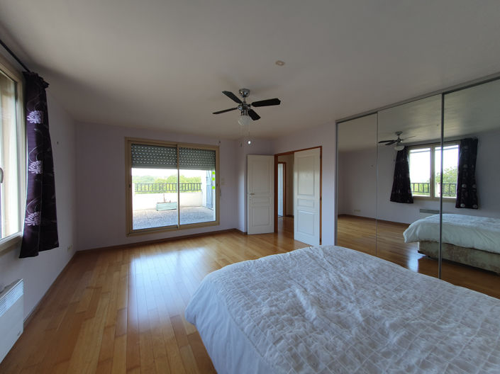 Image No.13-3 Bed House for sale