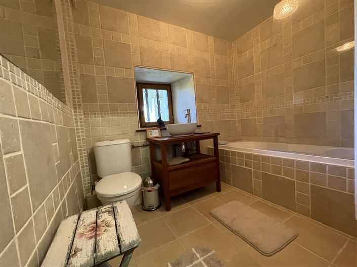 Image No.8-3 Bed House for sale