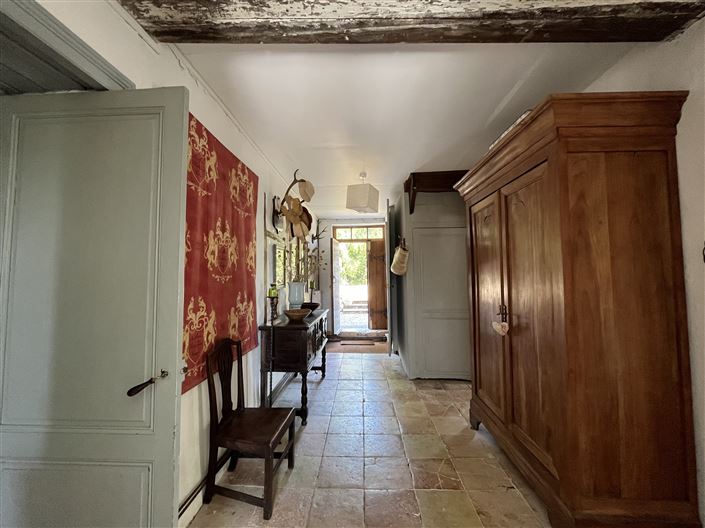 Image No.6-4 Bed House for sale