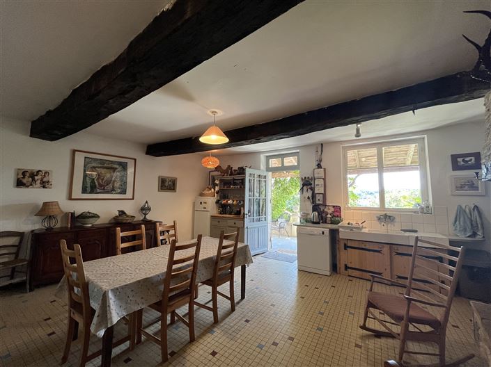 Image No.8-4 Bed House for sale