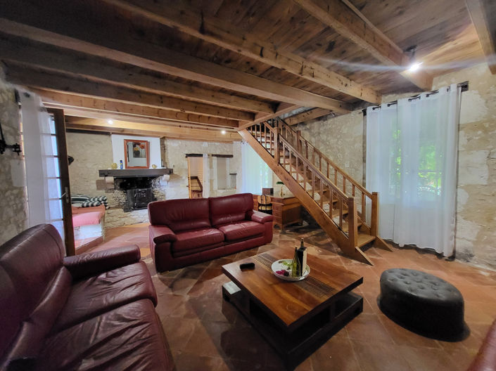 Image No.10-14 Bed House for sale