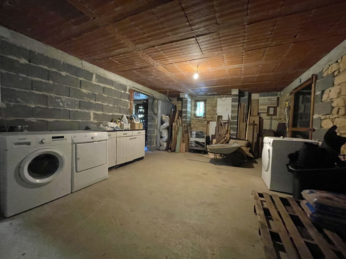 Image No.16-5 Bed House for sale