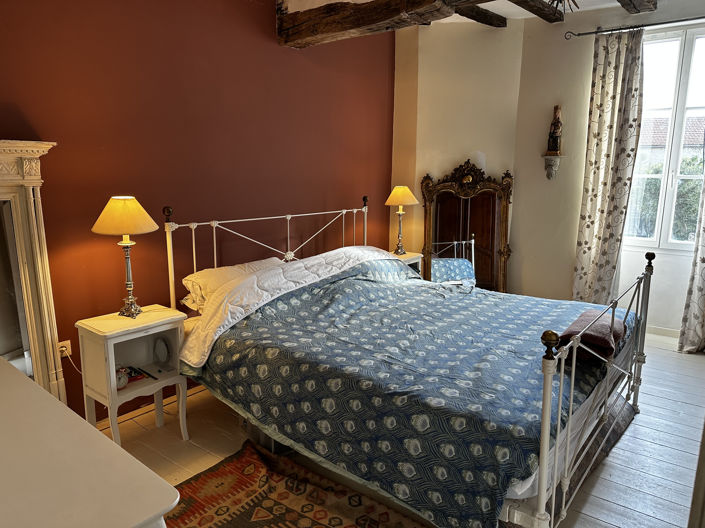 Image No.11-2 Bed House for sale