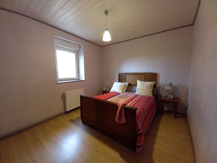 Image No.13-5 Bed House for sale