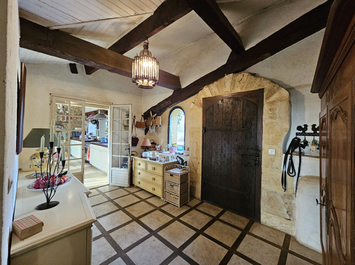 Image No.11-5 Bed House for sale