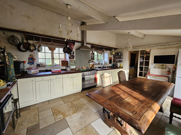 Image No.13-5 Bed House for sale