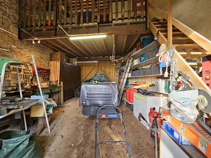 Image No.24-5 Bed House for sale