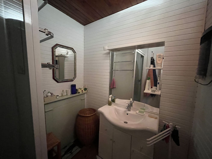 Image No.12-2 Bed House for sale