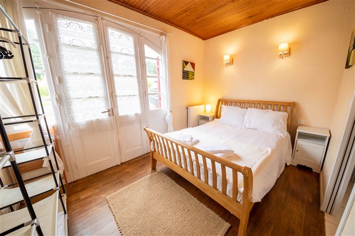 Image No.14-4 Bed House for sale