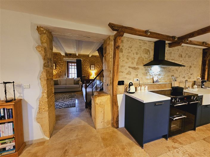 Image No.5-5 Bed House for sale