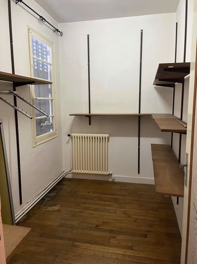 Image No.11-5 Bed House for sale