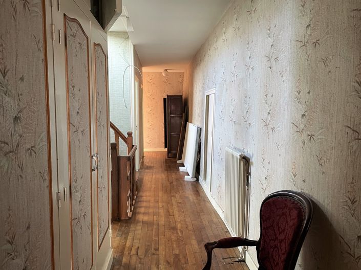 Image No.6-5 Bed House for sale