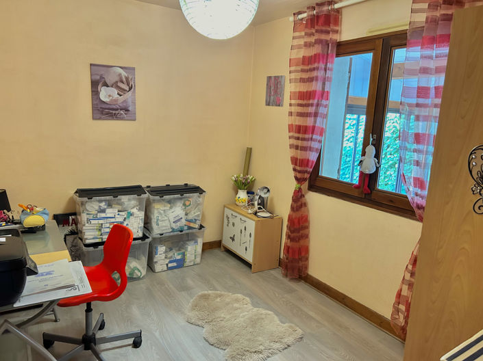 Image No.14-3 Bed House for sale