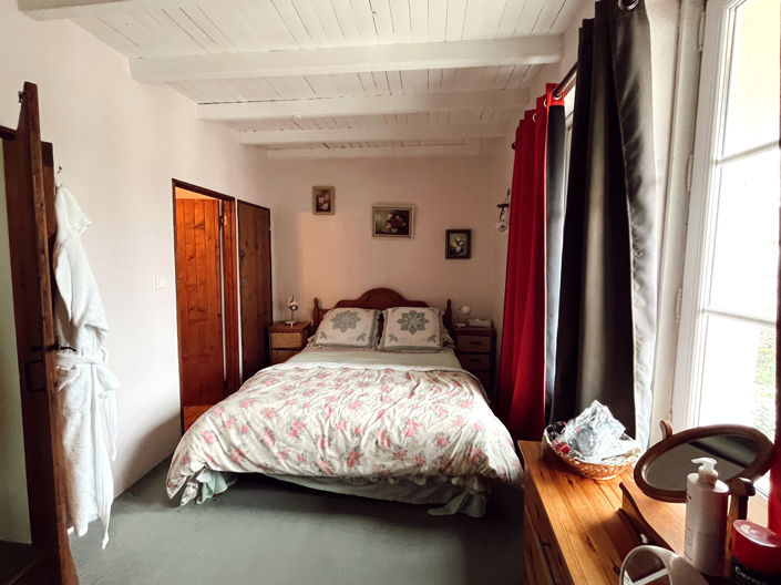 Image No.10-3 Bed House for sale