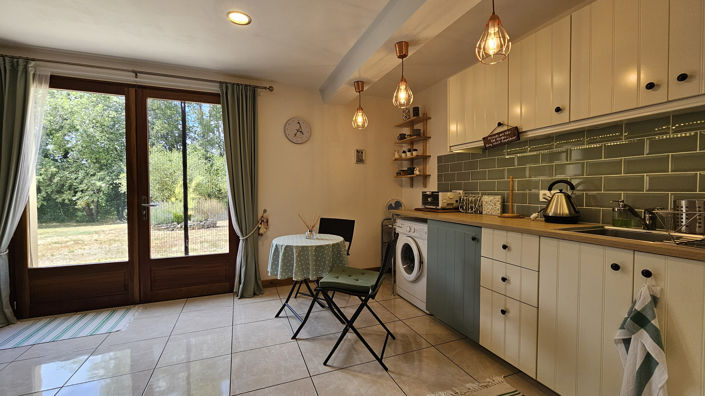 Image No.18-4 Bed House for sale