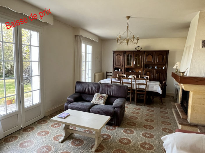 Image No.10-3 Bed House for sale