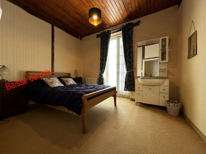 Image No.10-3 Bed House for sale