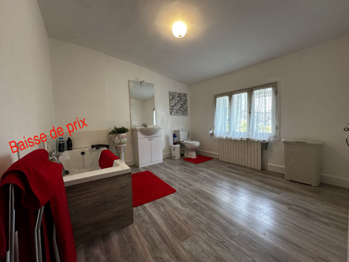 Image No.8-3 Bed House for sale