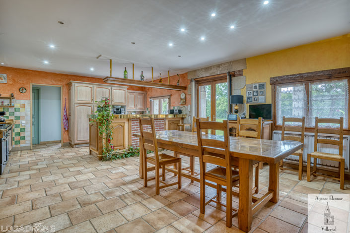 Image No.18-6 Bed House for sale