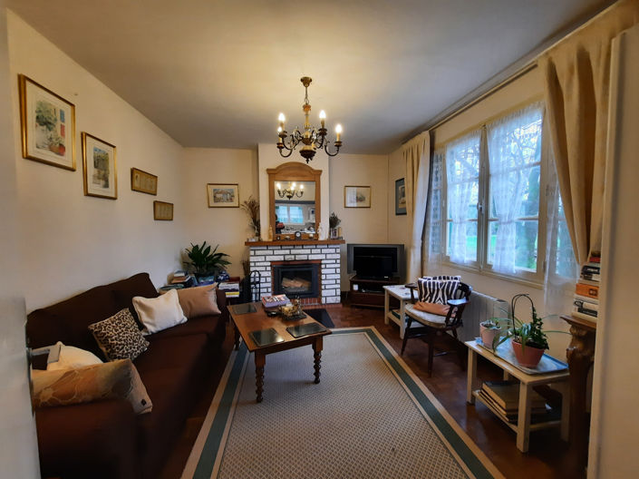 Image No.15-5 Bed House for sale