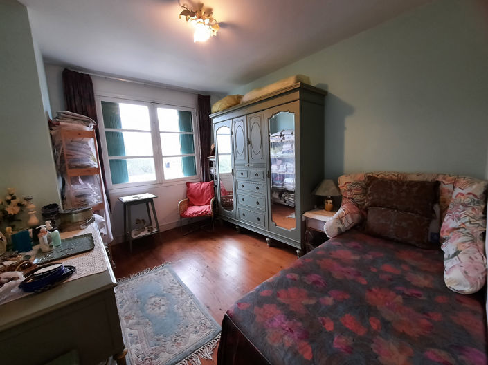 Image No.19-5 Bed House for sale