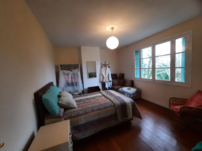 Image No.22-5 Bed House for sale